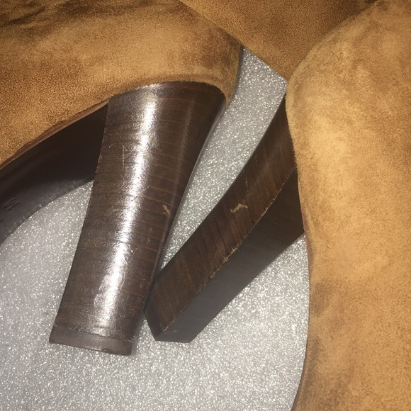 🎉HP🎉 DVF Brown Suede Rand Love Knot Heeled Boots - Picture 8 of 8